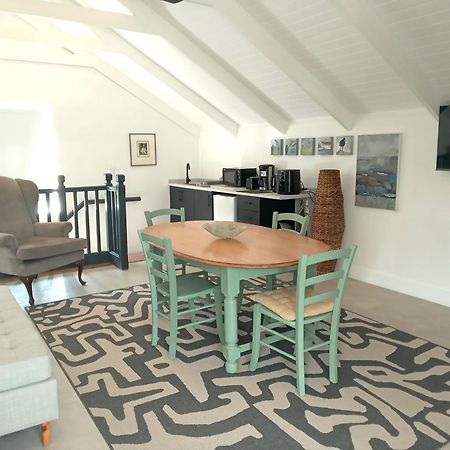 Jakasa Guesthouse Hermanus Bagian luar foto