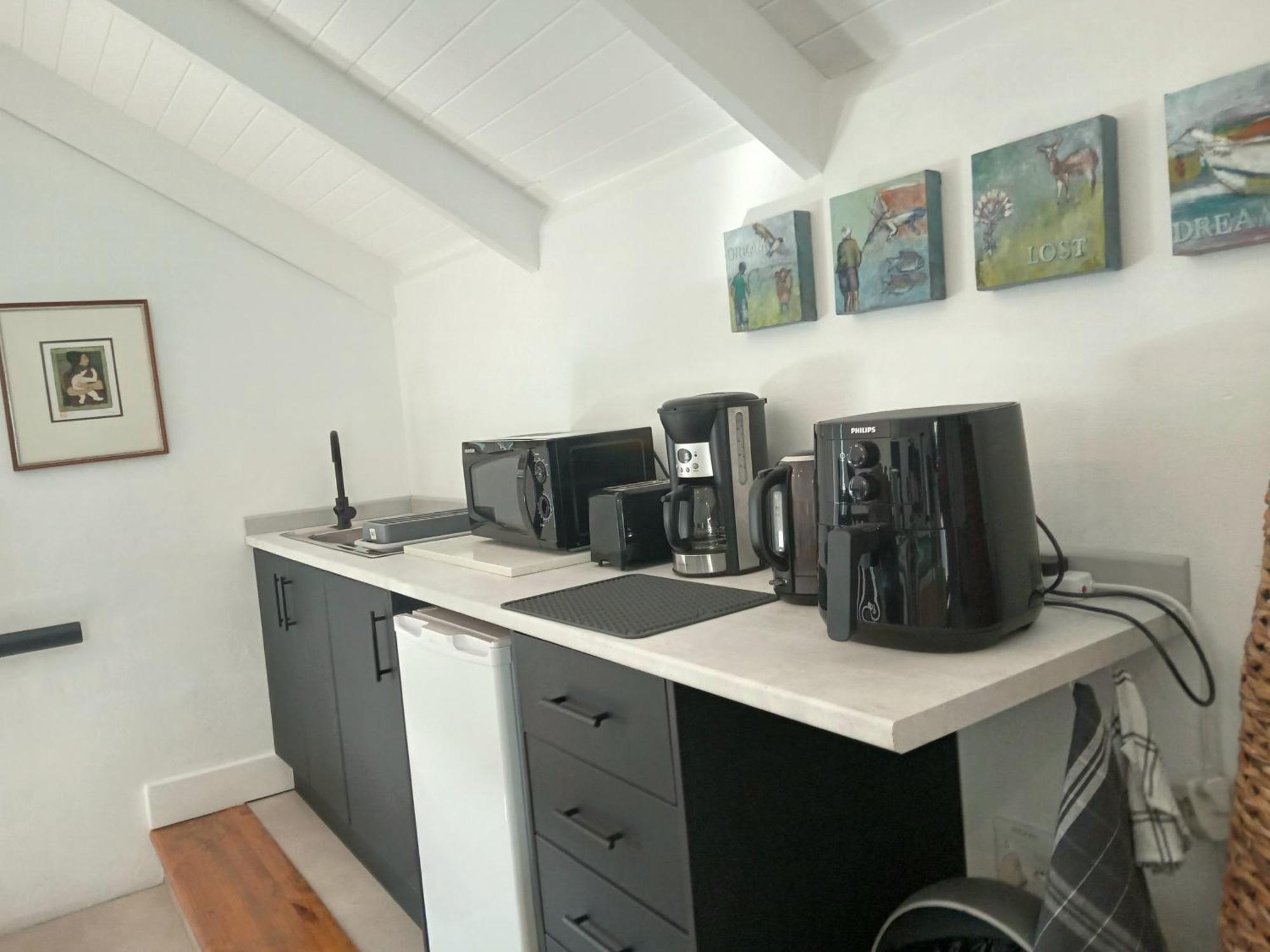 Jakasa Guesthouse Hermanus Bagian luar foto