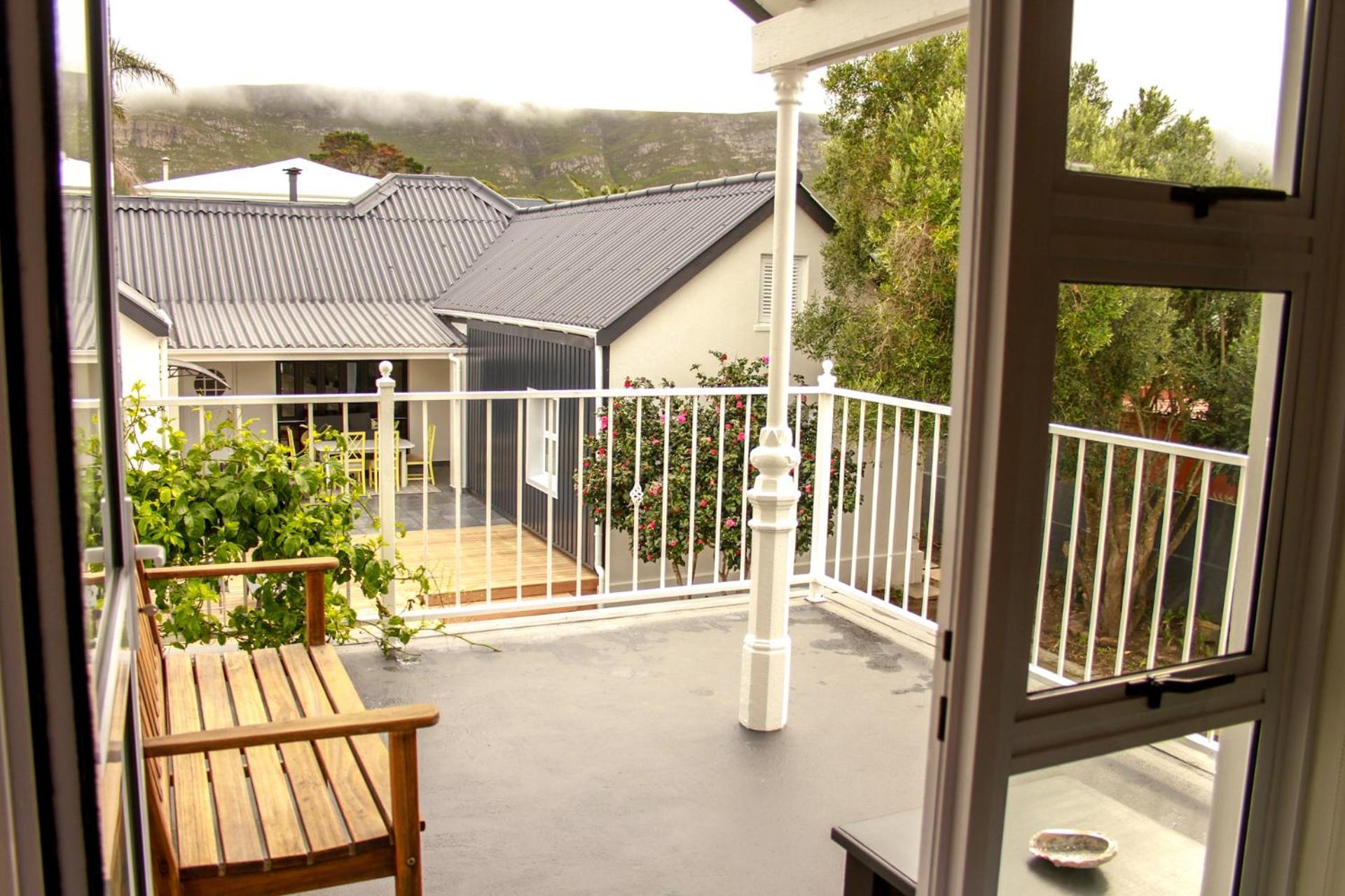 Jakasa Guesthouse Hermanus Bagian luar foto