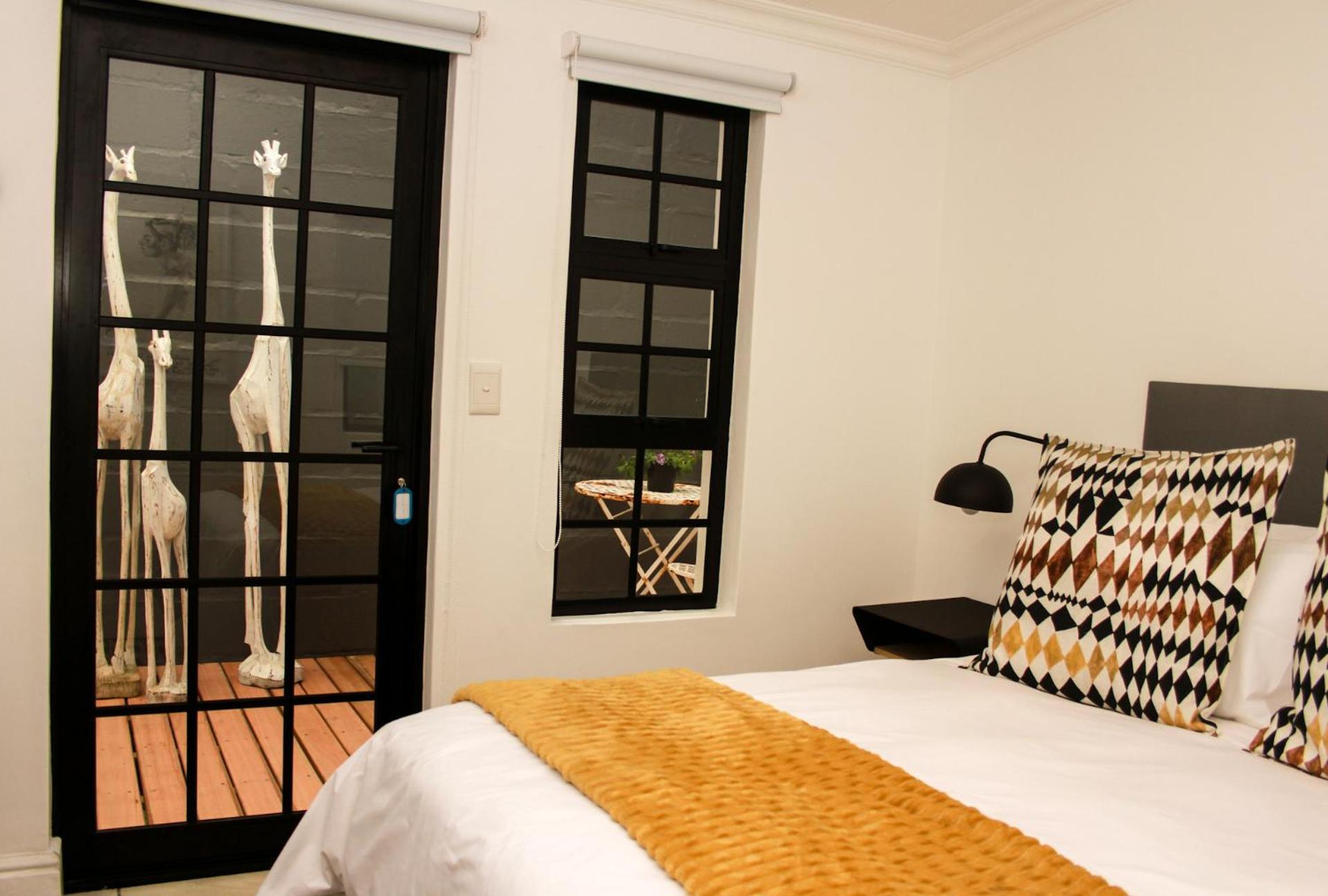 Jakasa Guesthouse Hermanus Bagian luar foto