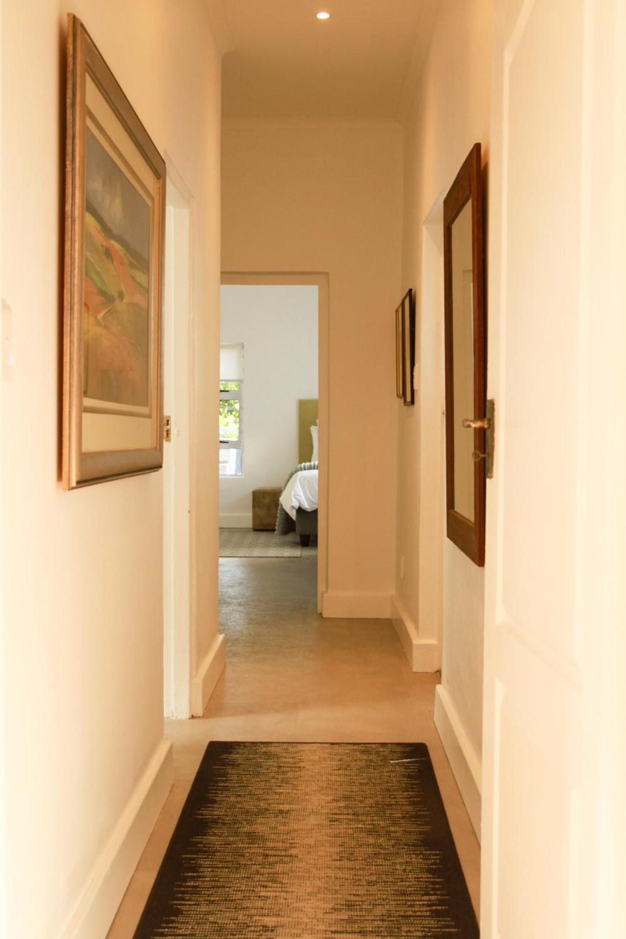 Jakasa Guesthouse Hermanus Ruang foto