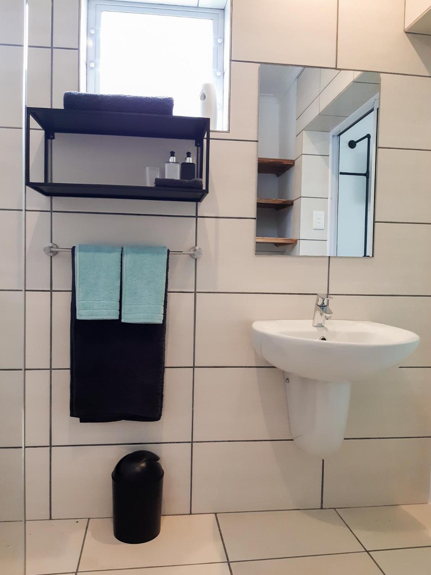 Jakasa Guesthouse Hermanus Ruang foto